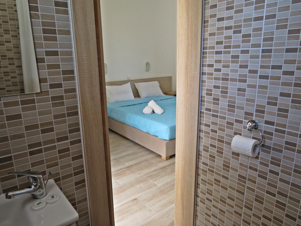 Loukas Beach Rooms Kiotari Eksteriør bilde