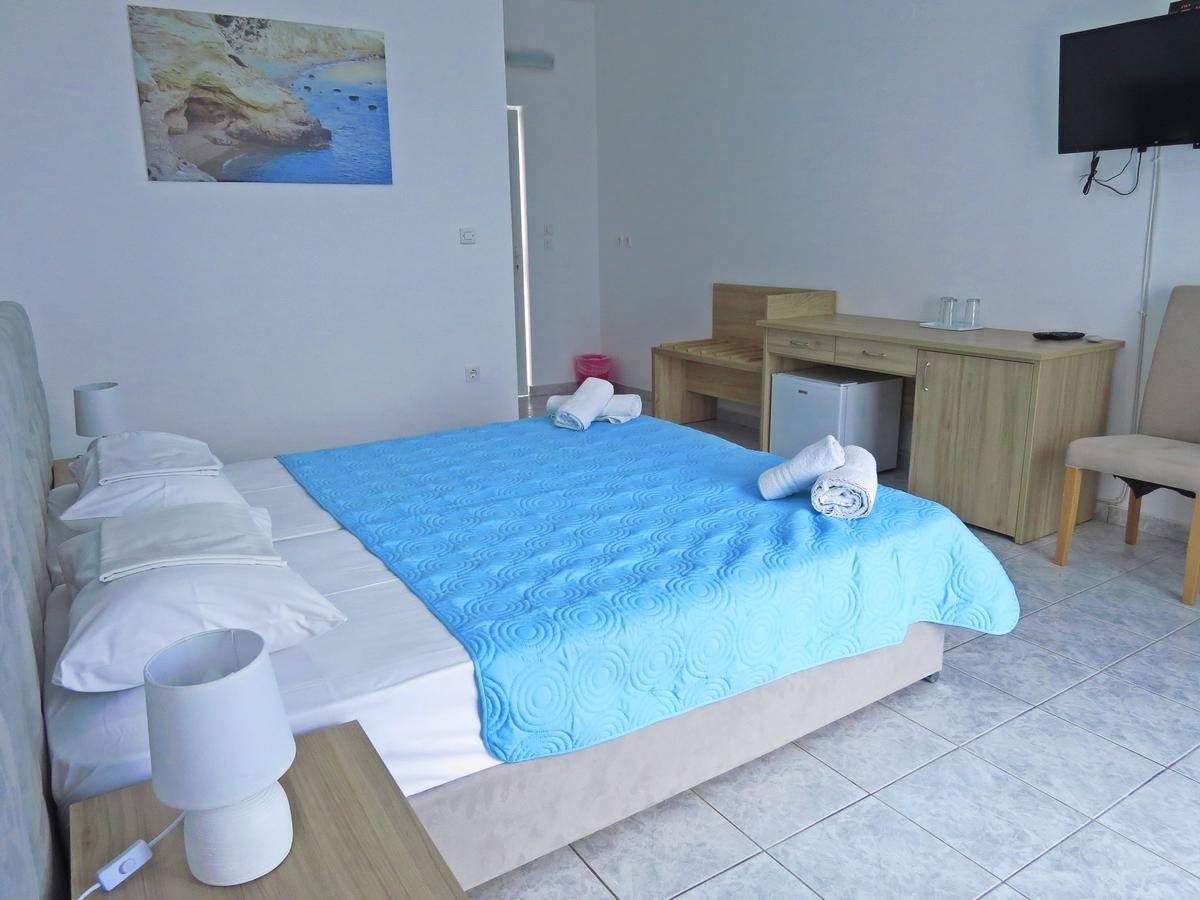 Loukas Beach Rooms Kiotari Eksteriør bilde