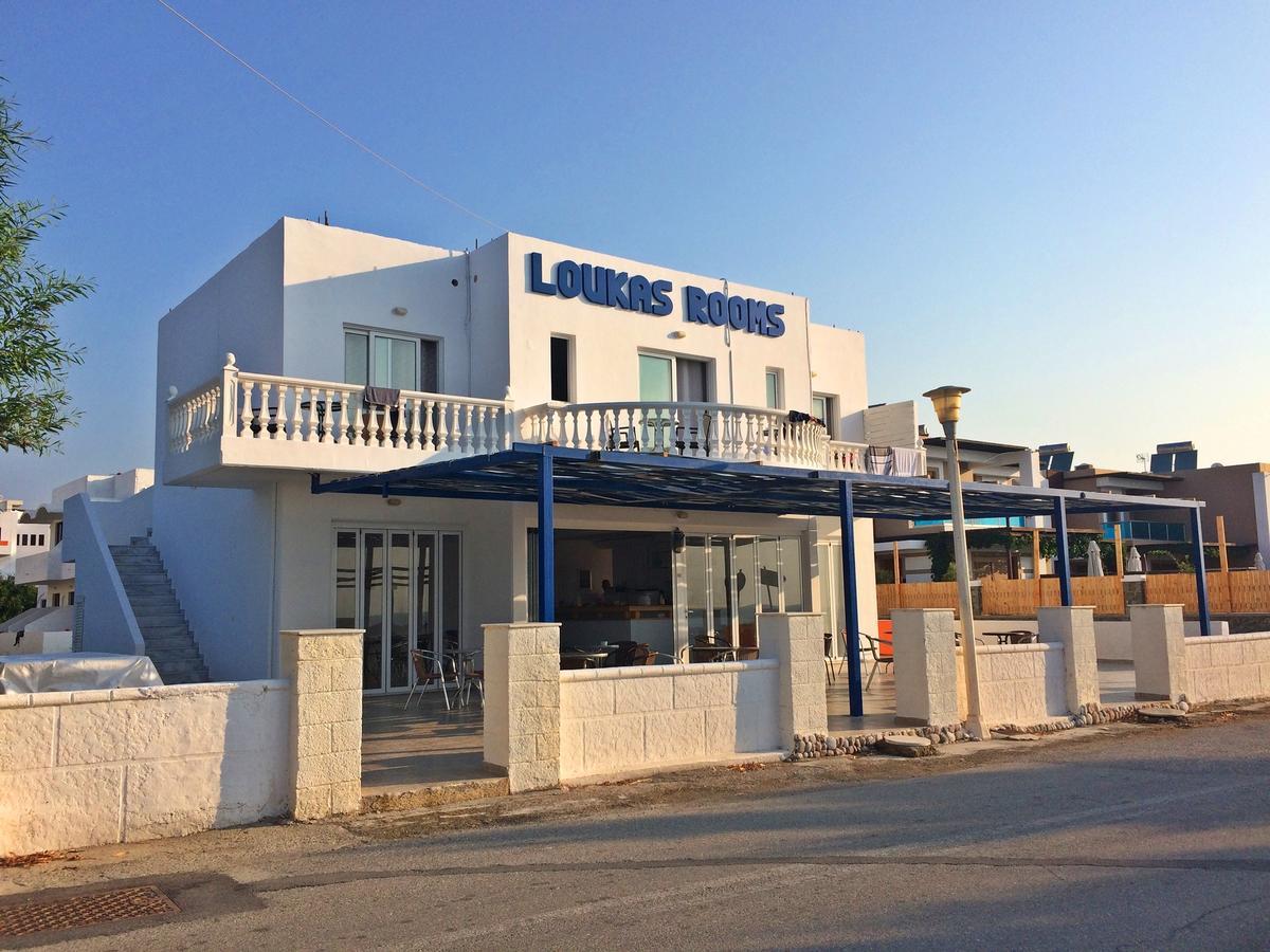 Loukas Beach Rooms Kiotari Eksteriør bilde